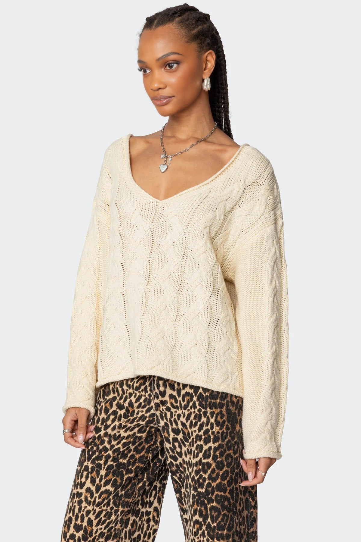 Chunky Knit V-neck Cable Sweater